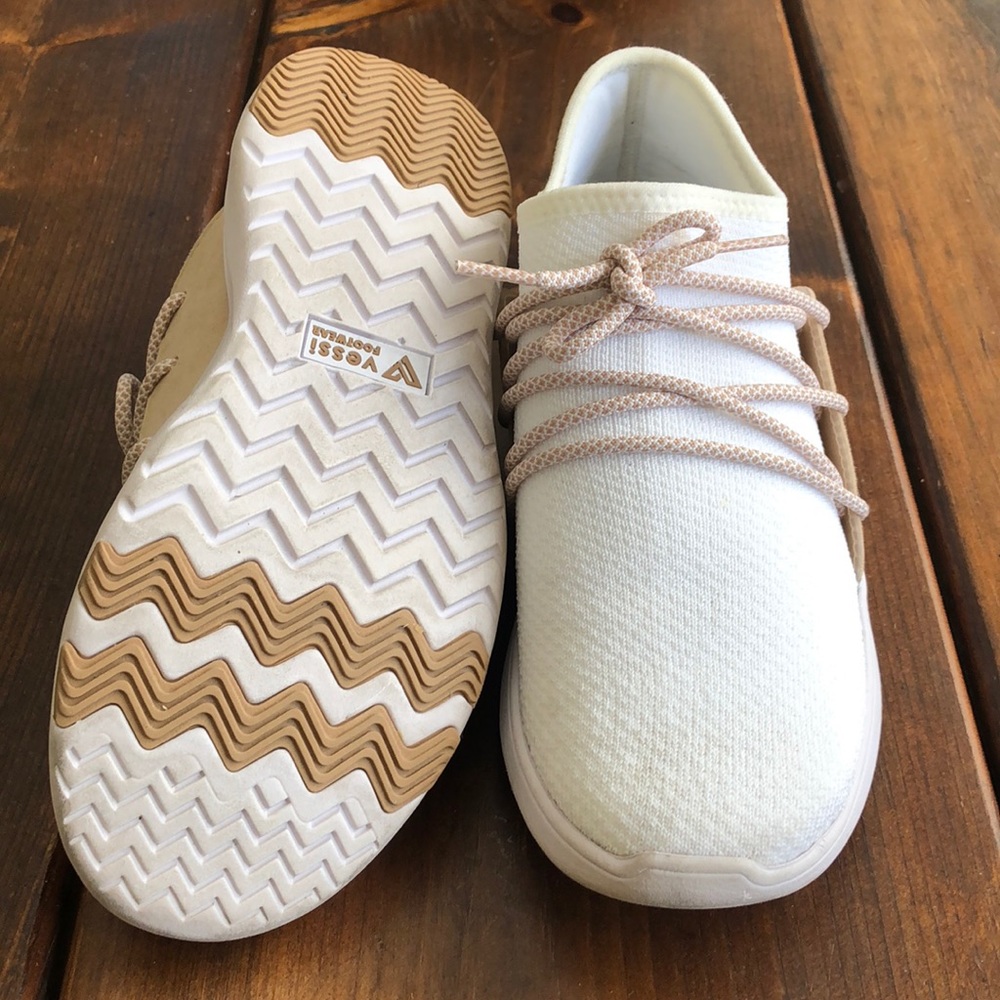 Waterproof Vessi Flash Knit Athletic Shoes white 7